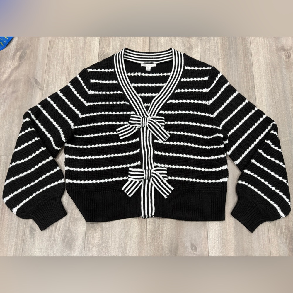 Cato Black and White Striped Cardigan with Bow Details Size XL - Picture 2 of 8
